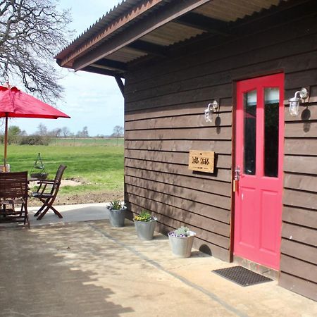 The Little Stable Hotel Corby Exterior photo