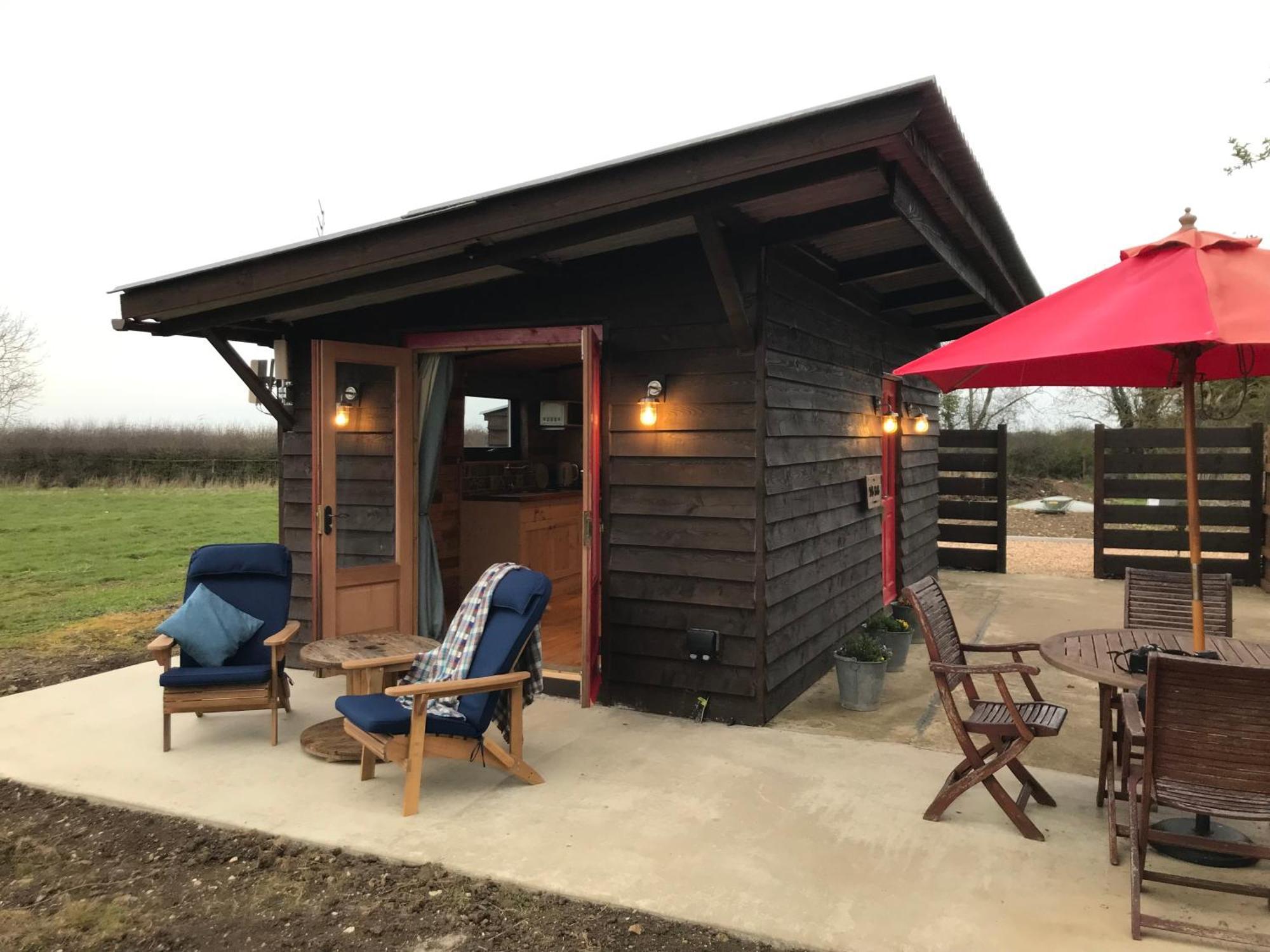 The Little Stable Hotel Corby Exterior photo